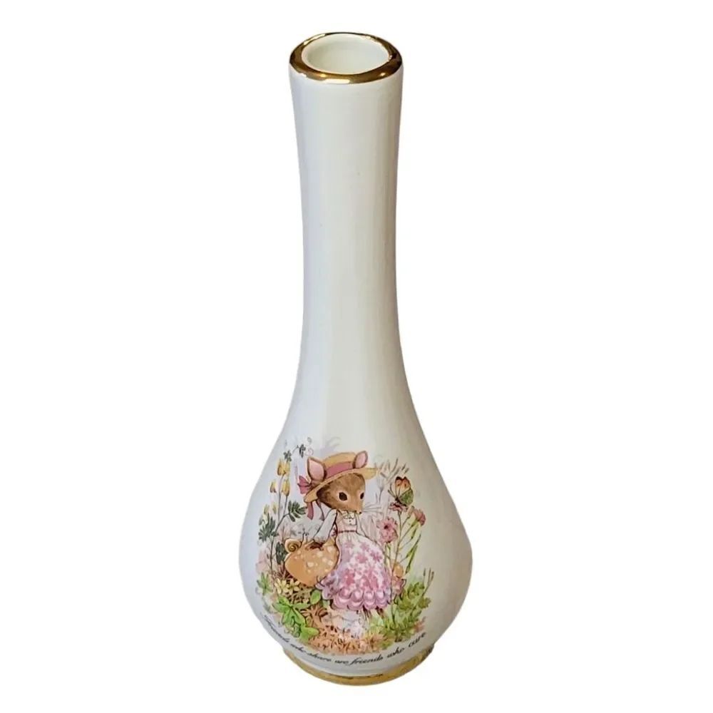 Vintage Crown Devon Bud Vase By S. Fielding & Co Ltd Featuring A Mouse Design